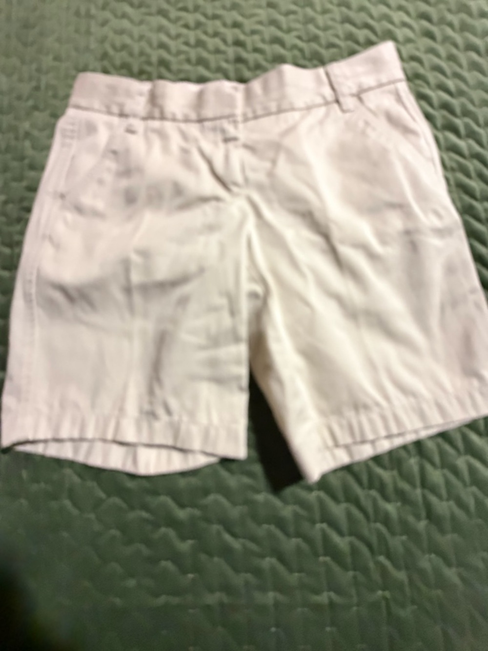 J. Crew Chino khaki shorts 9 inch inseam size‎ 4
